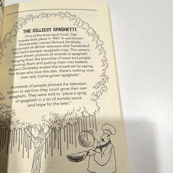 The World's Fastest Spookiest Smelliest Strongest Book New! - Picture 4 of 7